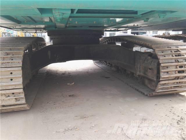 Kobelco SK 200 Kāpurķēžu ekskavatori