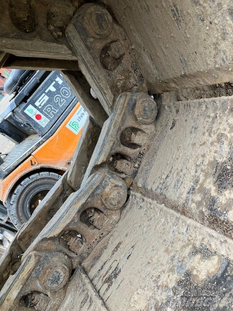 CAT 326 Kāpurķēžu ekskavatori