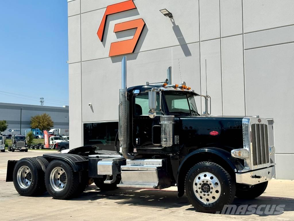 Peterbilt 388 Vilcēji