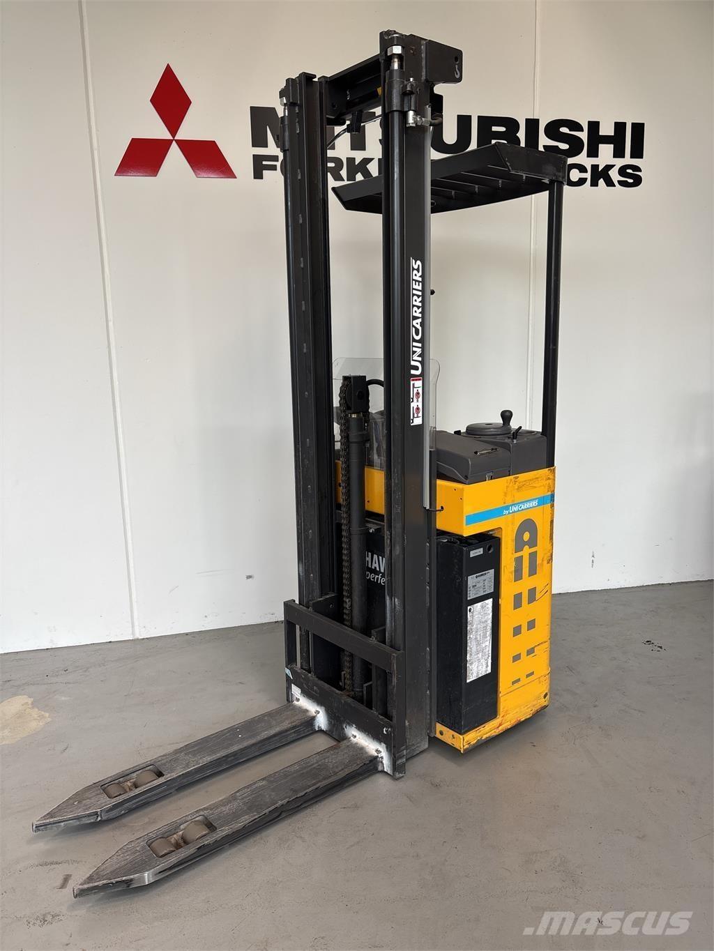 Atlet A160 Pašgājēji krautnētāji