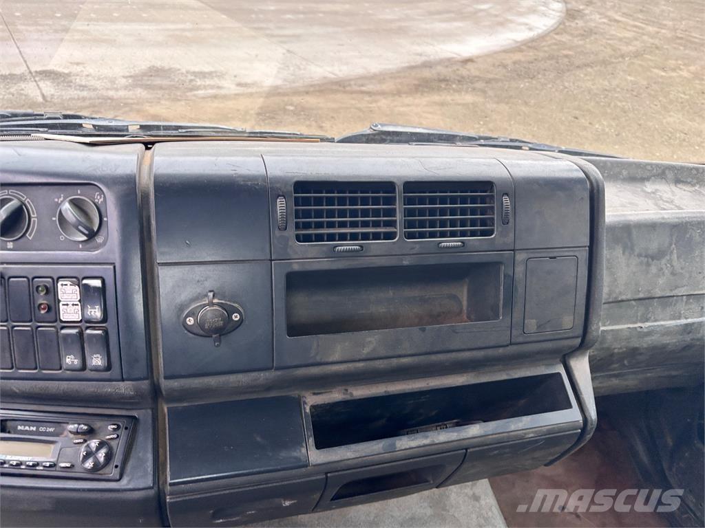 MAN TGL 12.180 Šasija ar kabīni