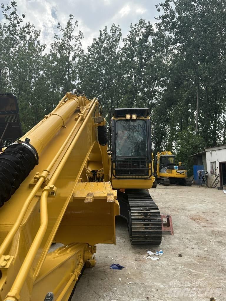 CAT 312D Kāpurķēžu ekskavatori