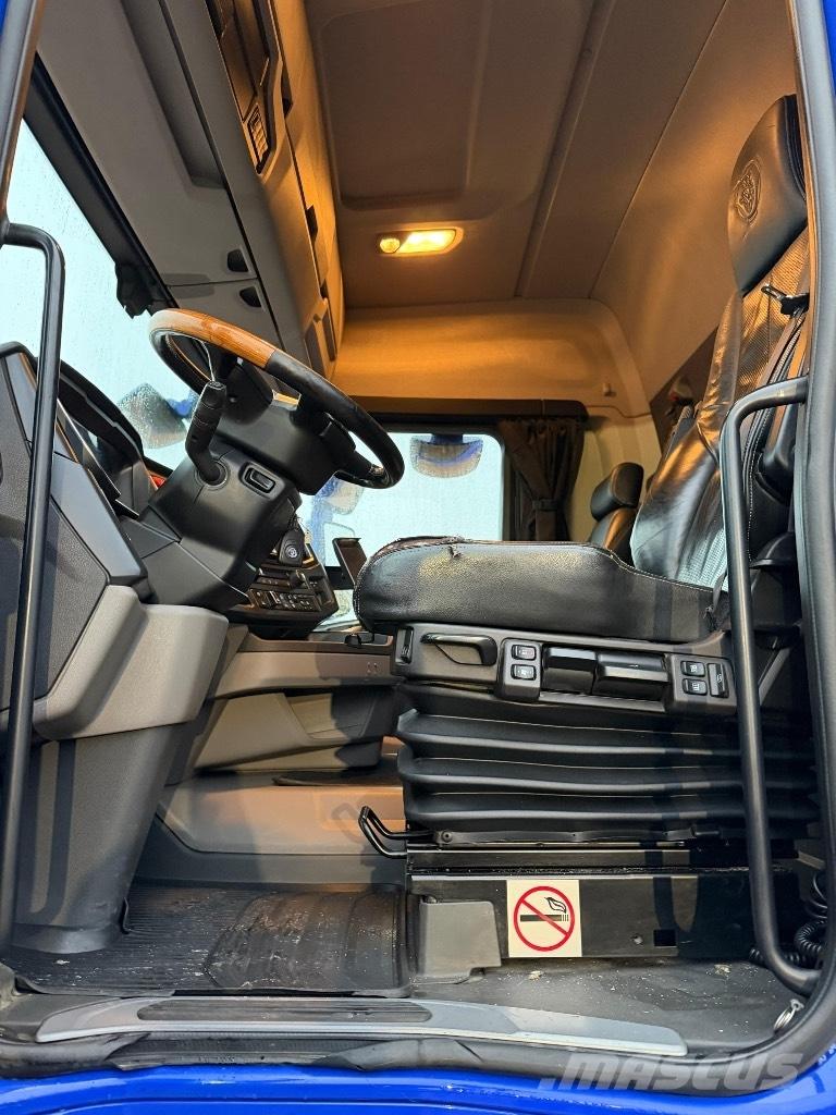 Scania R540B8x4*4NB Šasija ar kabīni