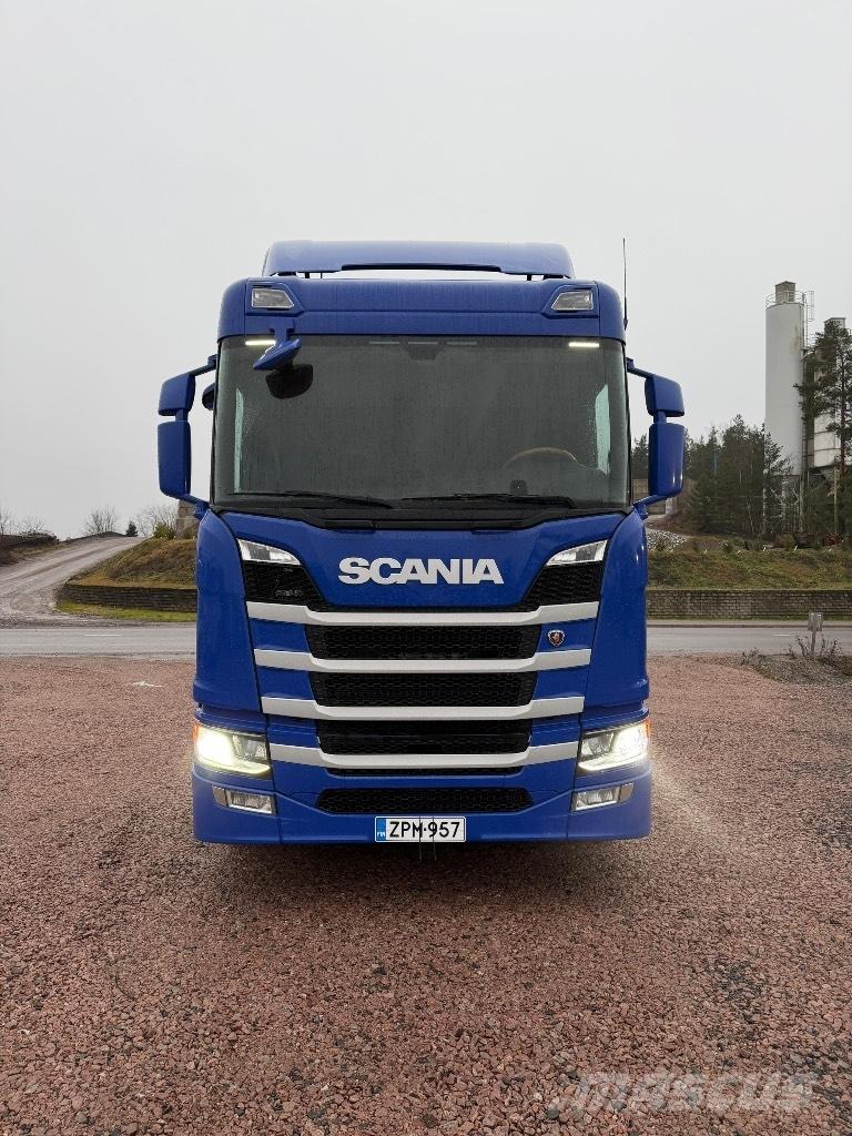 Scania R540B8x4*4NB Šasija ar kabīni