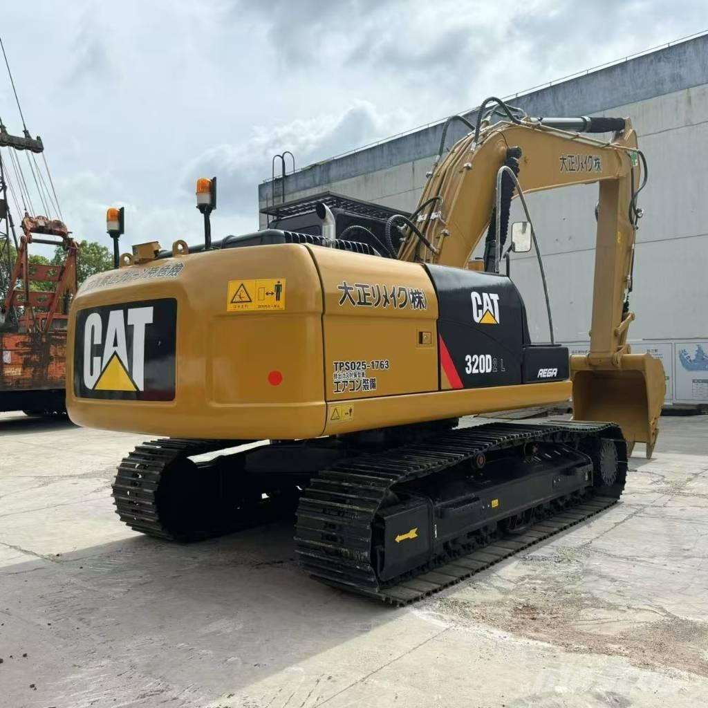 CAT 320D2 Kāpurķēžu ekskavatori