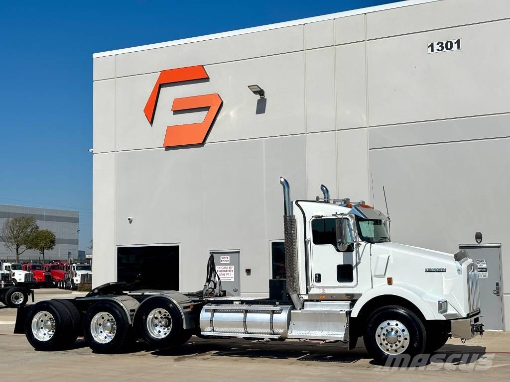 Kenworth T 800 Vilcēji