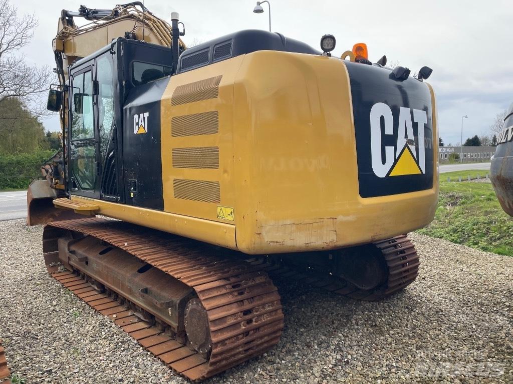 CAT 323FL Kāpurķēžu ekskavatori