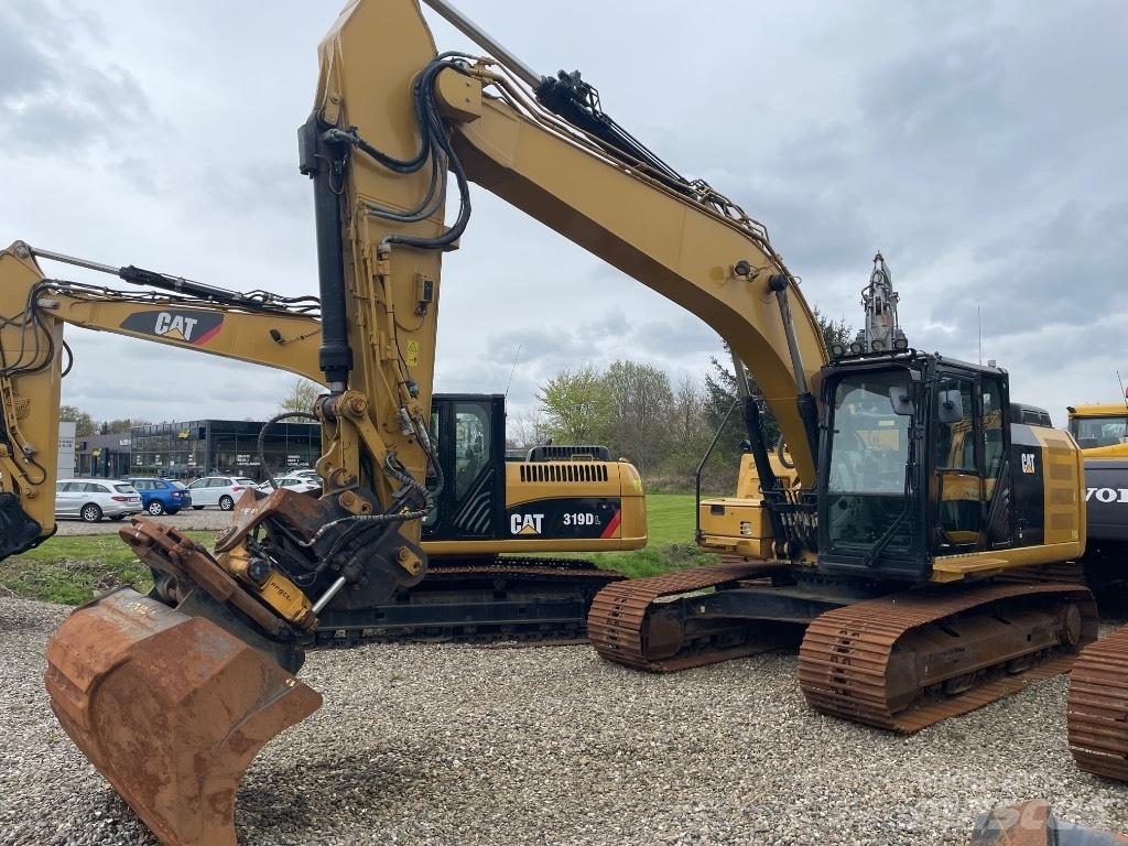 CAT 323FL Kāpurķēžu ekskavatori