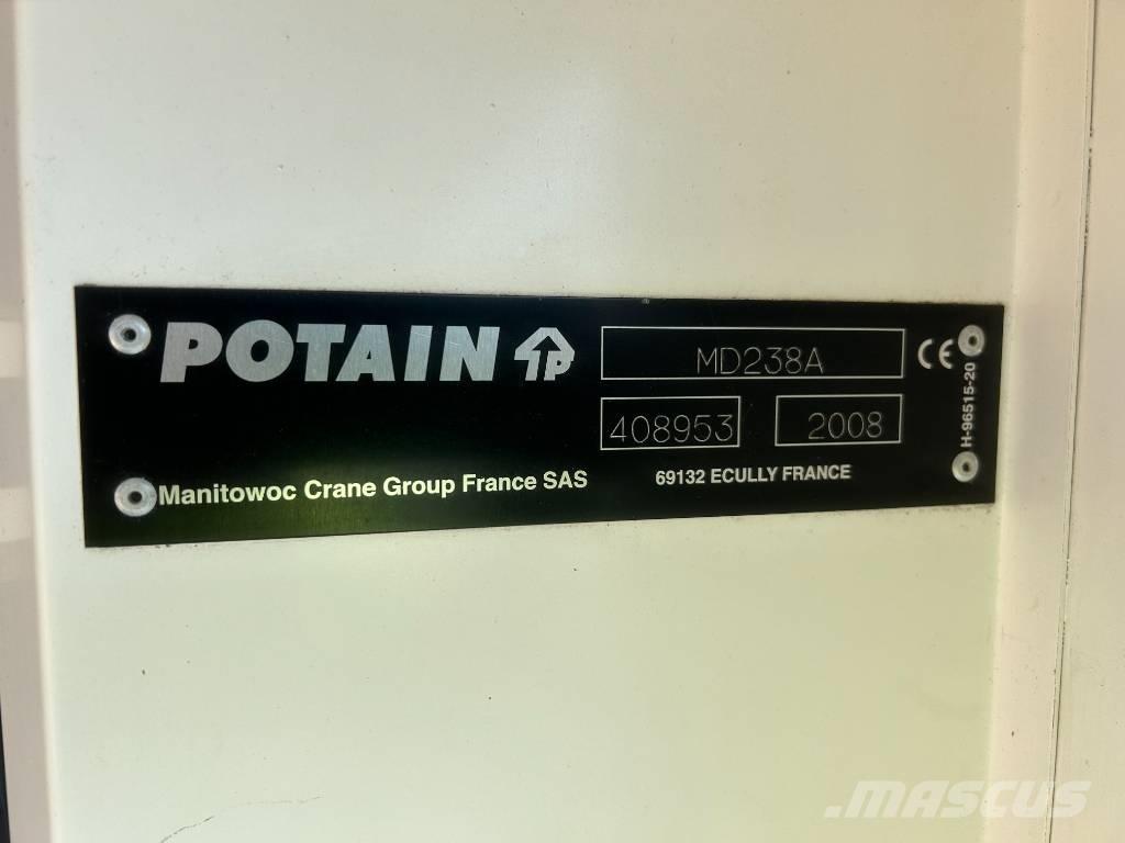 Potain MD238A-J10 Torņa krāni