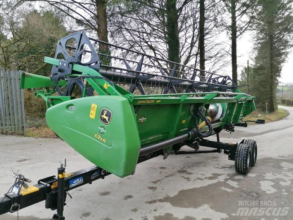 John Deere T 560 i Ražas novākšanas kombaini