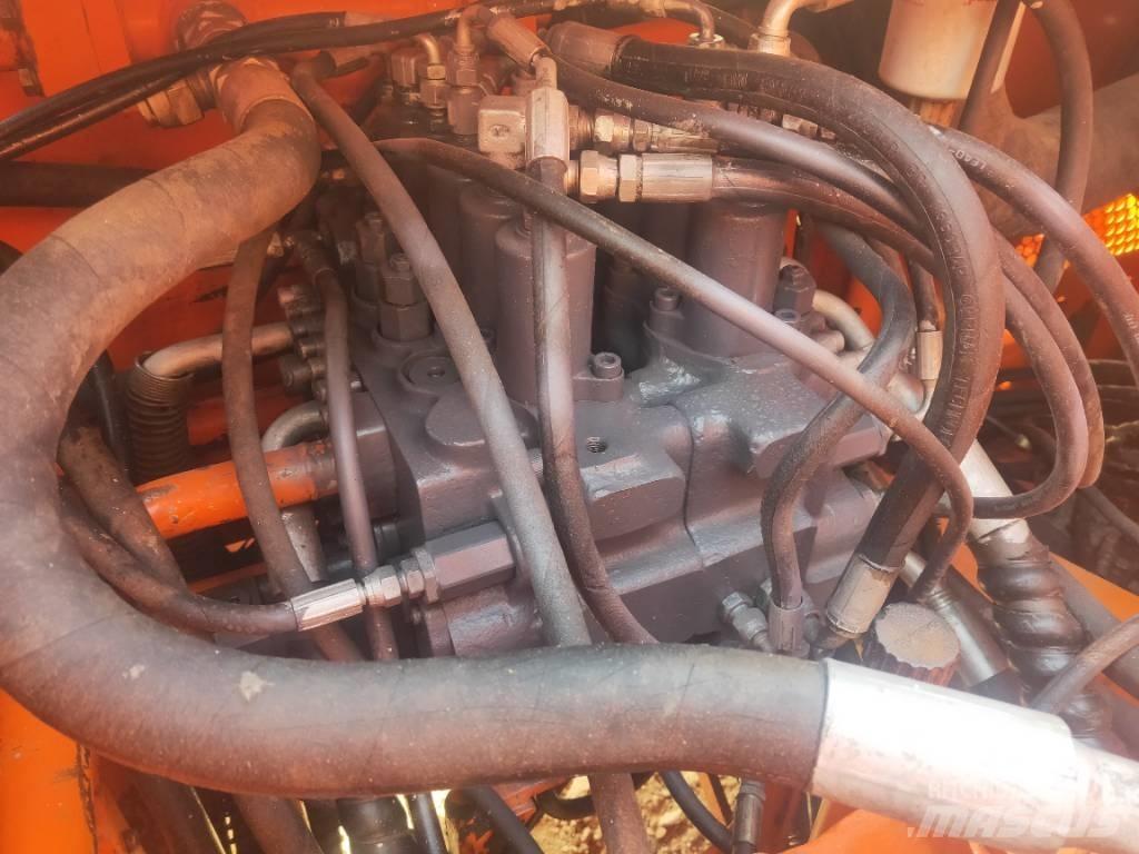 Doosan DH220LC-7 Kāpurķēžu ekskavatori