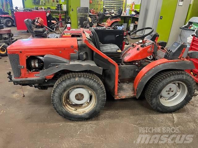 Carraro 3800 HST Kompaktie traktori