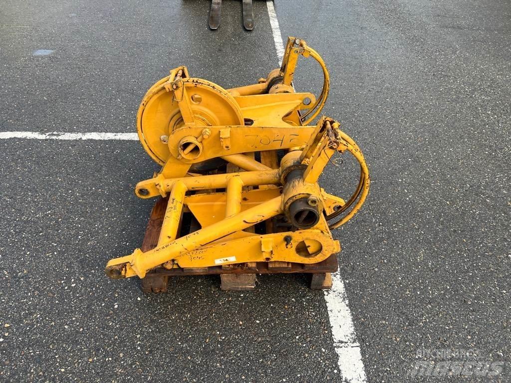 Kobelco 7045 - Runners Pacēlāju/krānu aprīkojums