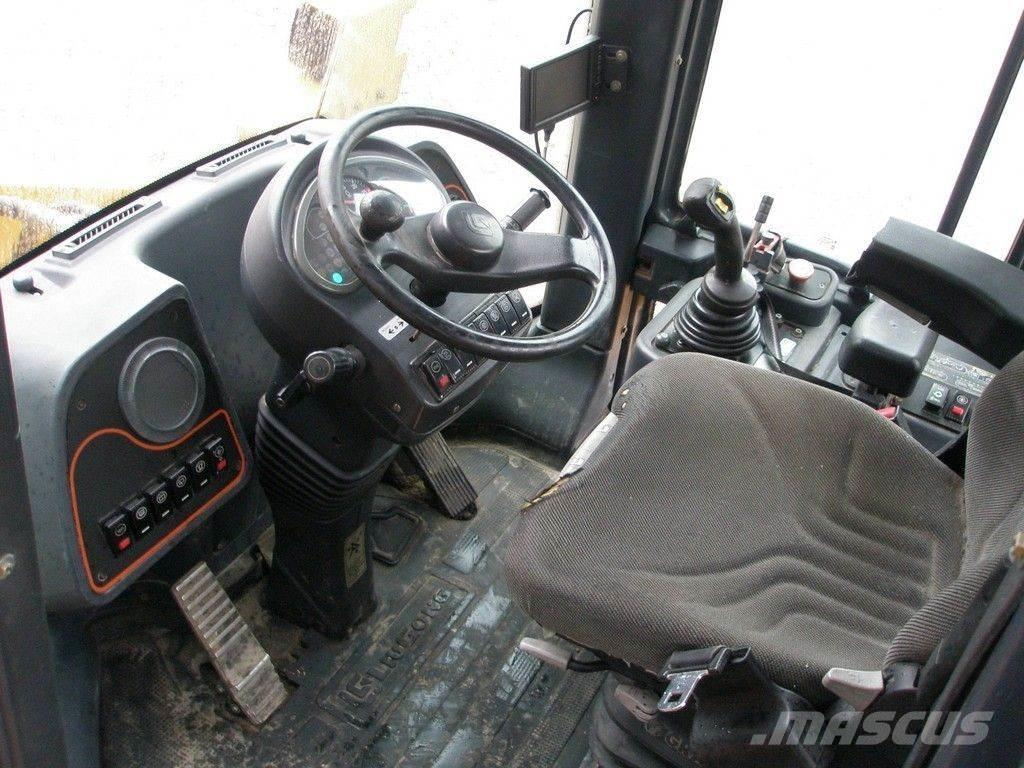 LiuGong CLG856-3 Iekrāvēji uz riteņiem