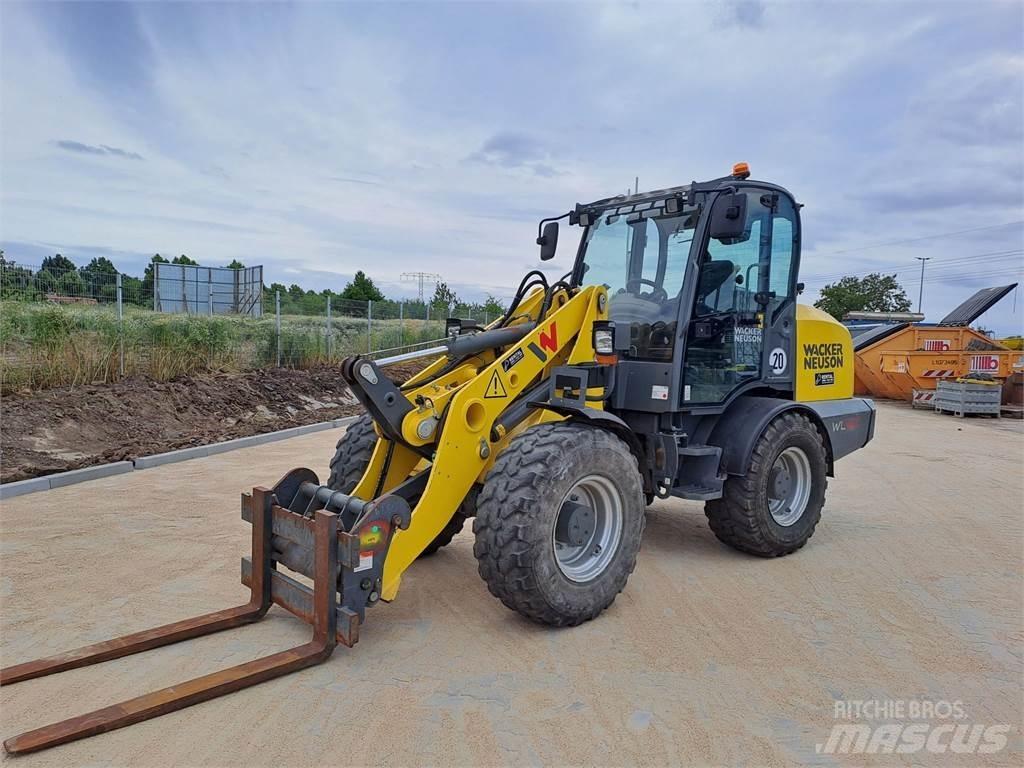 Wacker Neuson WL60 Iekrāvēji uz riteņiem