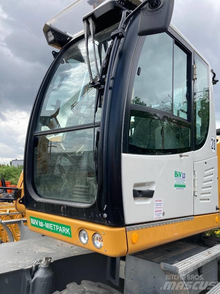 Liebherr A 918 Ekskavatori uz riteņiem