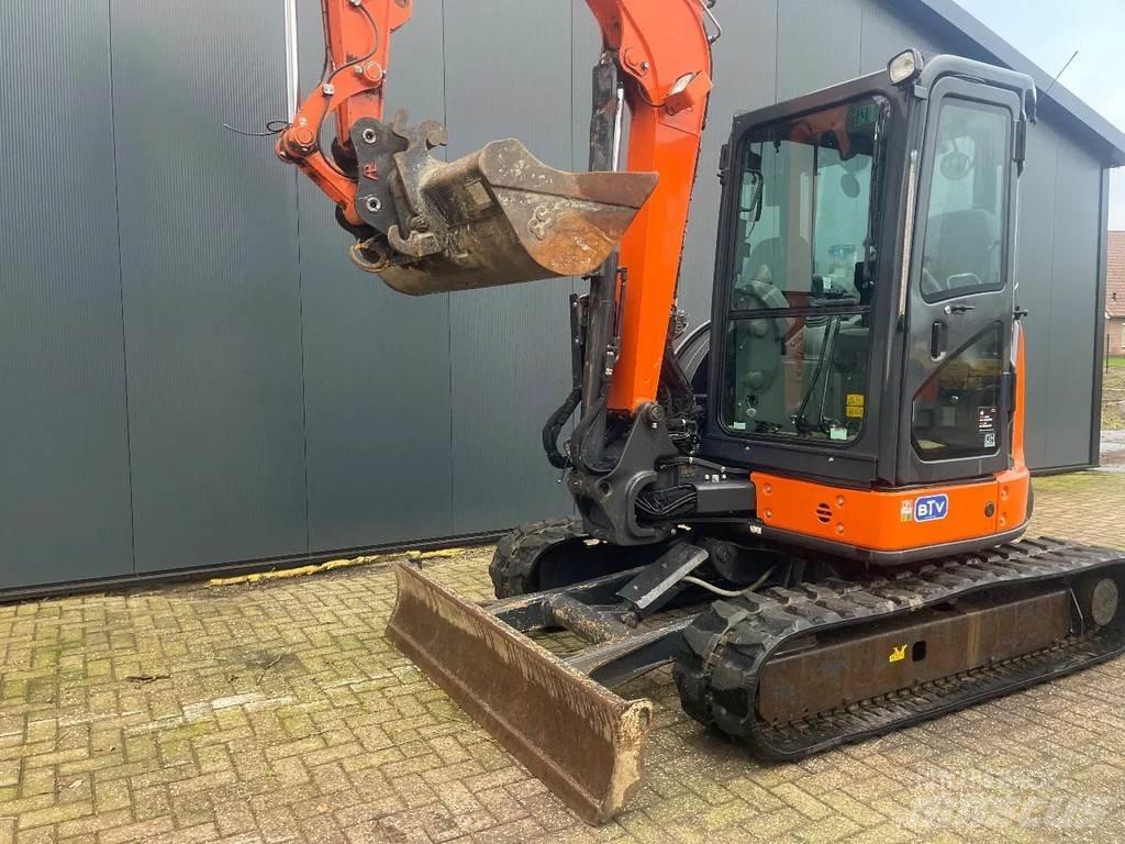 Hitachi U55-5a Mini ekskavatori < 7 t