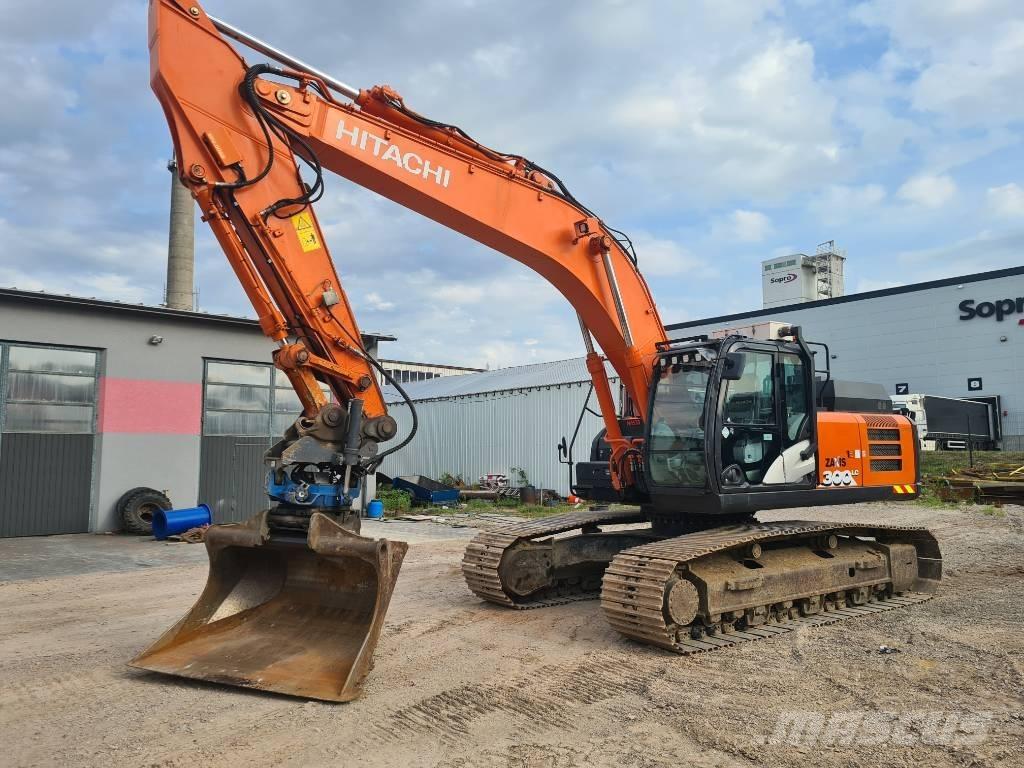 Hitachi ZX 300 LC-6 Kāpurķēžu ekskavatori