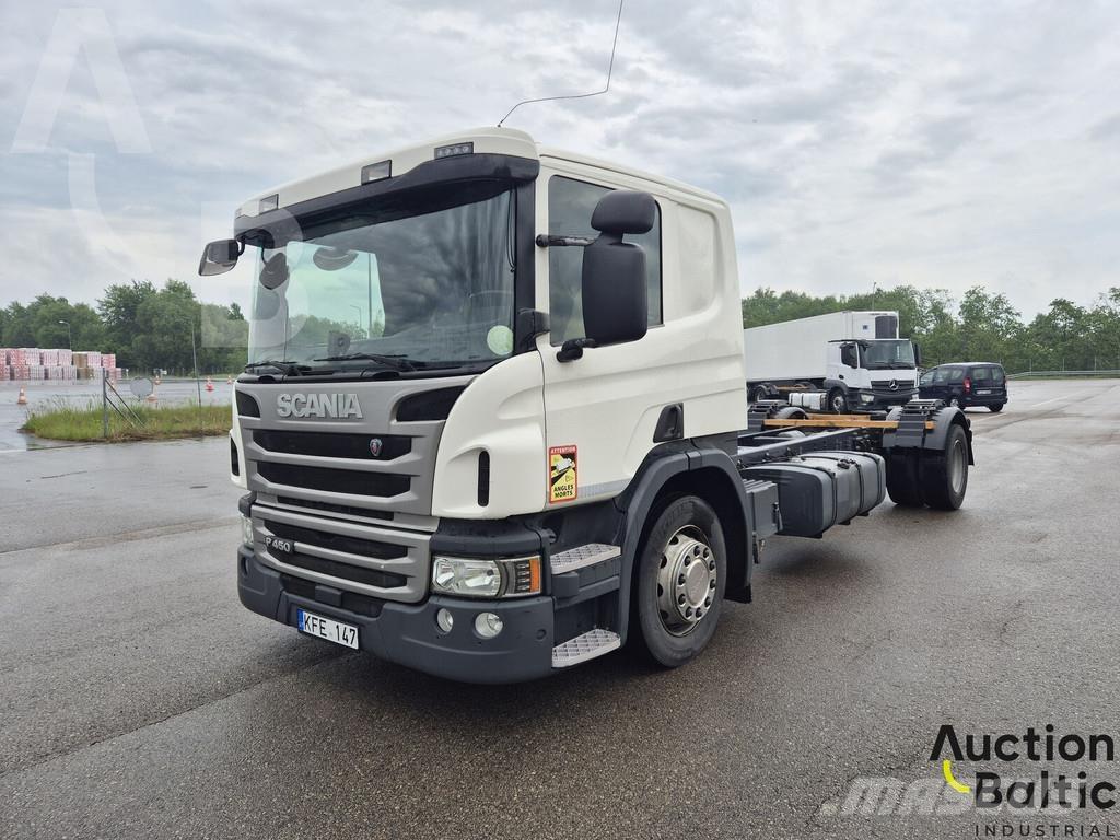 Scania P 450 Šasija ar kabīni