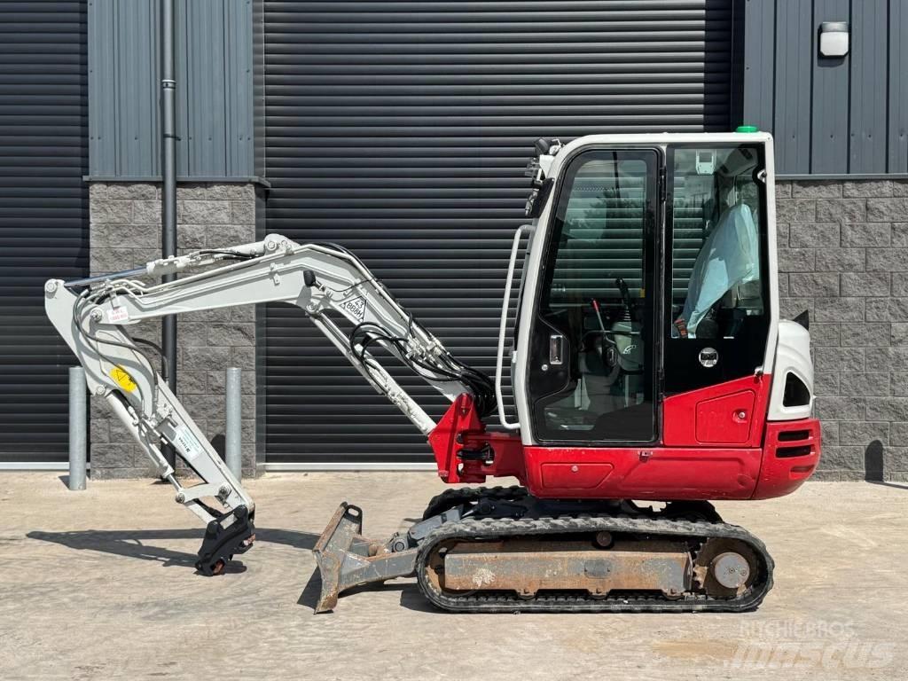 Takeuchi TB 230 Mini ekskavatori < 7 t