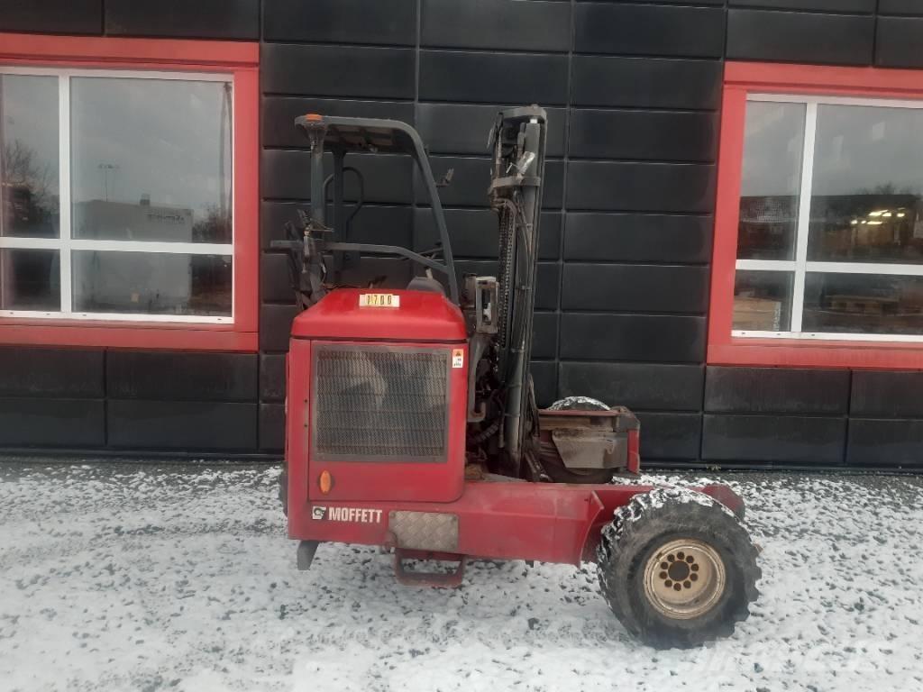 Moffett M5 25.3 Tehnika ar dīzeļa dzinēju
