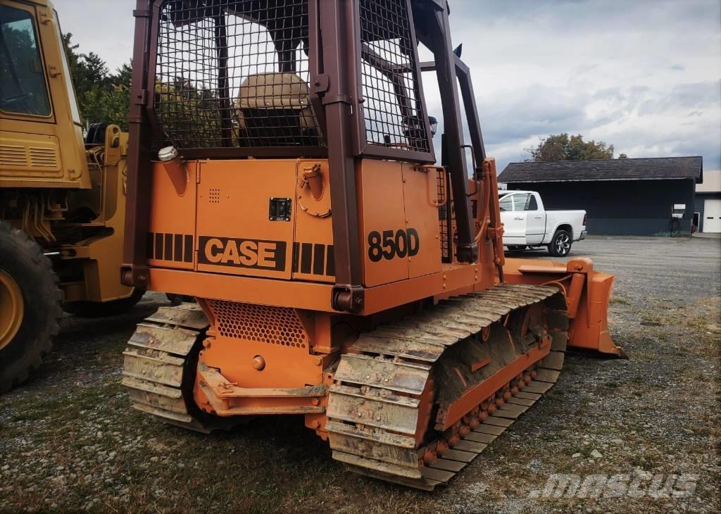 CASE 850 D Kāpurķēžu buldozeri