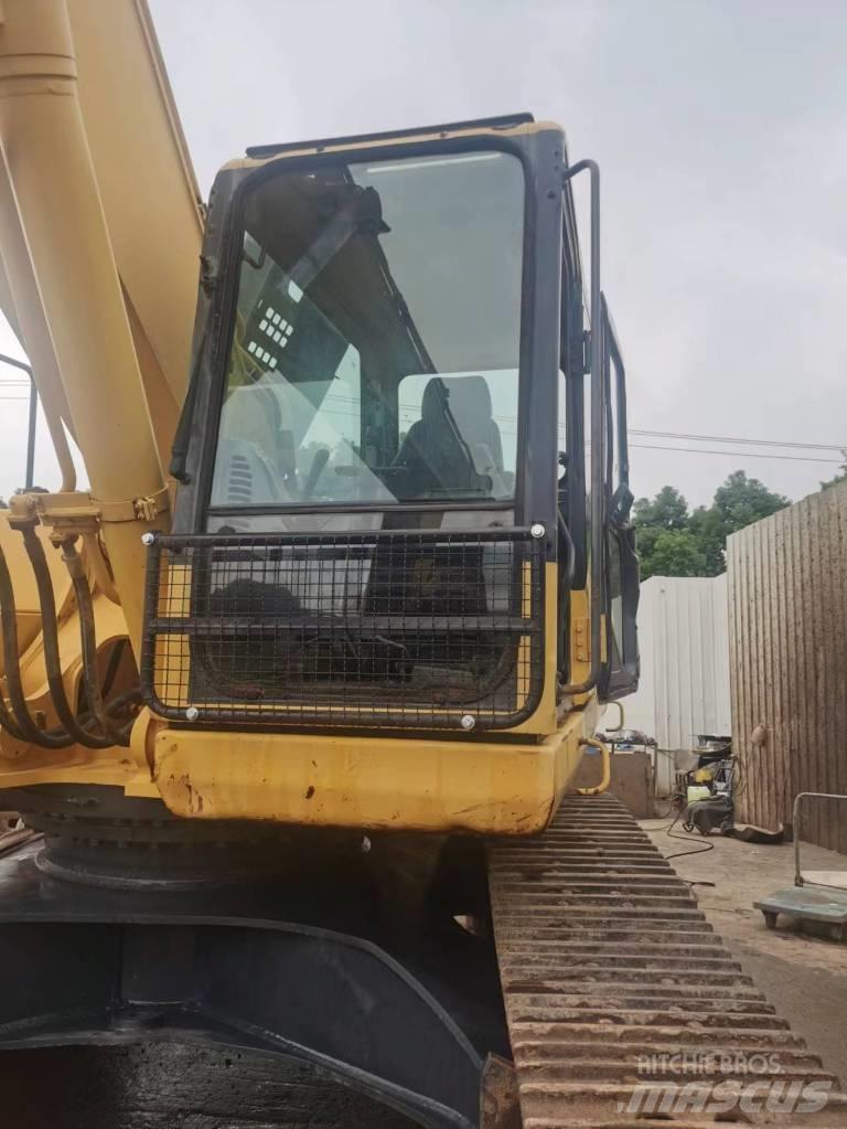 Komatsu PC 400 LC-7 Kāpurķēžu ekskavatori