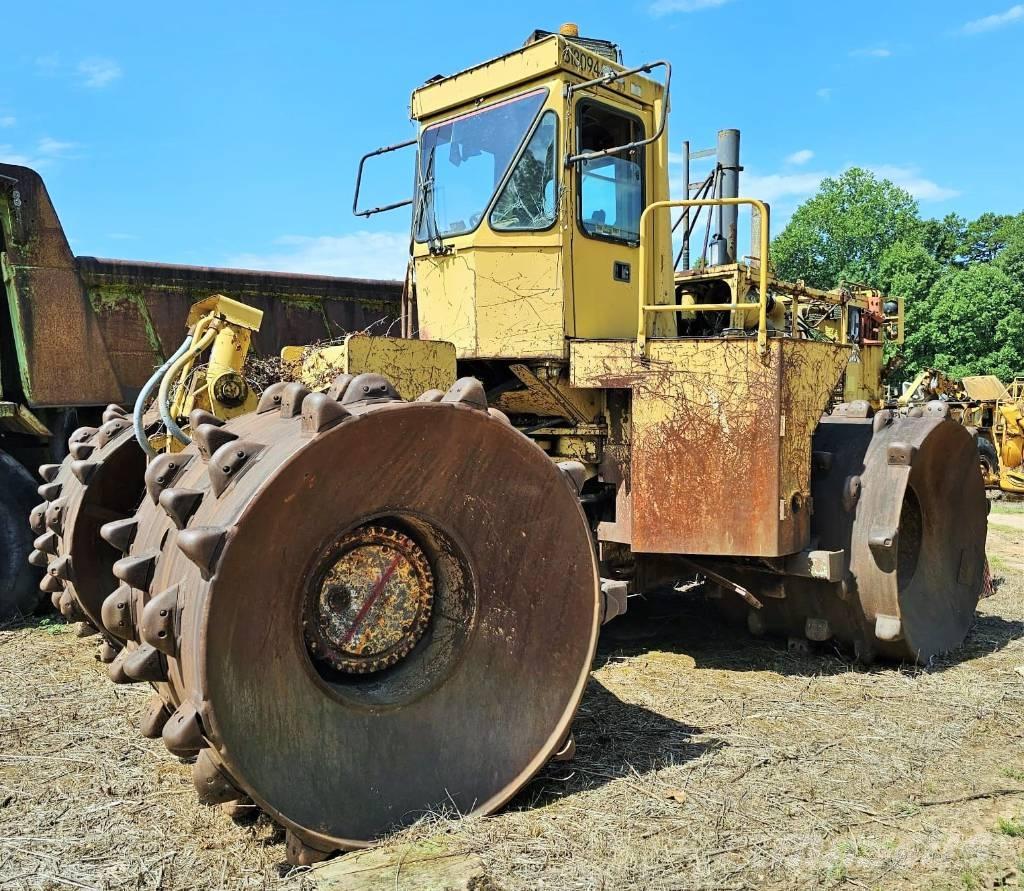 CAT 826 B Augsnes blīvētāji