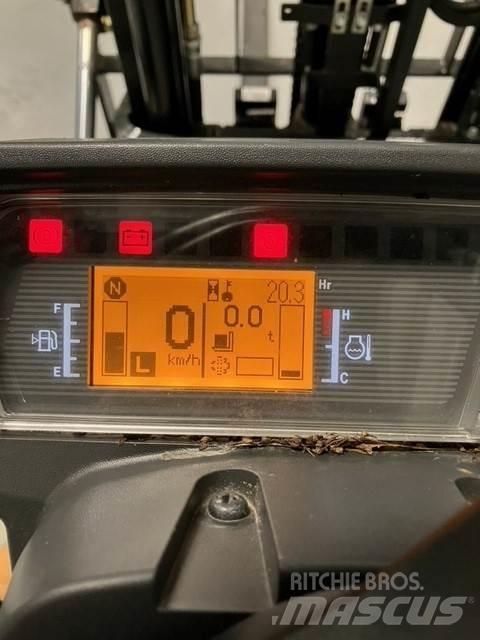 Mitsubishi FD25N3 Tehnika ar dīzeļa dzinēju