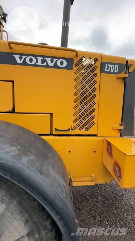 Volvo L 70 D Iekrāvēji uz riteņiem
