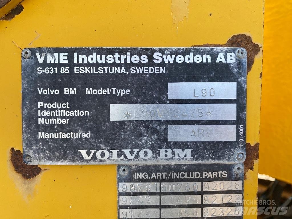 Volvo BM L 90 Iekrāvēji uz riteņiem