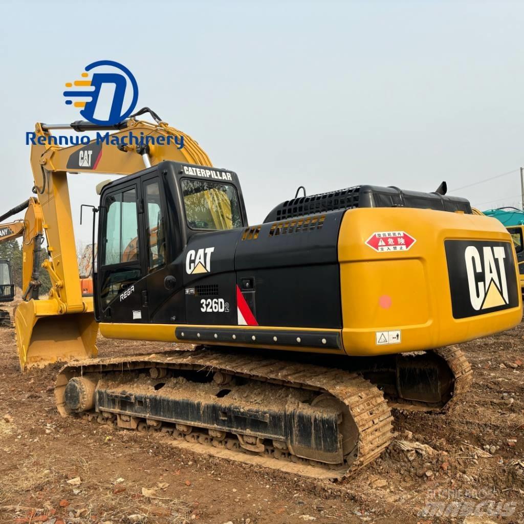 CAT 326D2 Kāpurķēžu ekskavatori