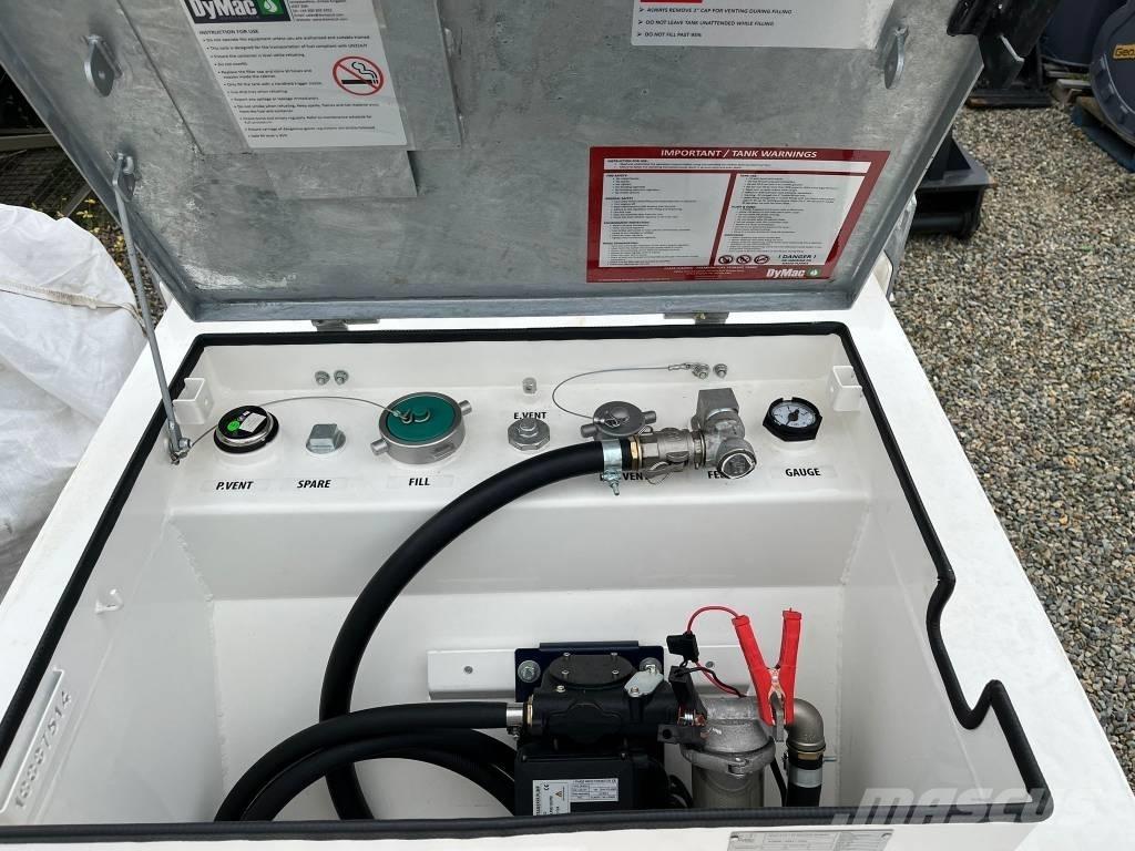  DyMac 900L FUEL CUBE Degvielas un piedevu tvertnes