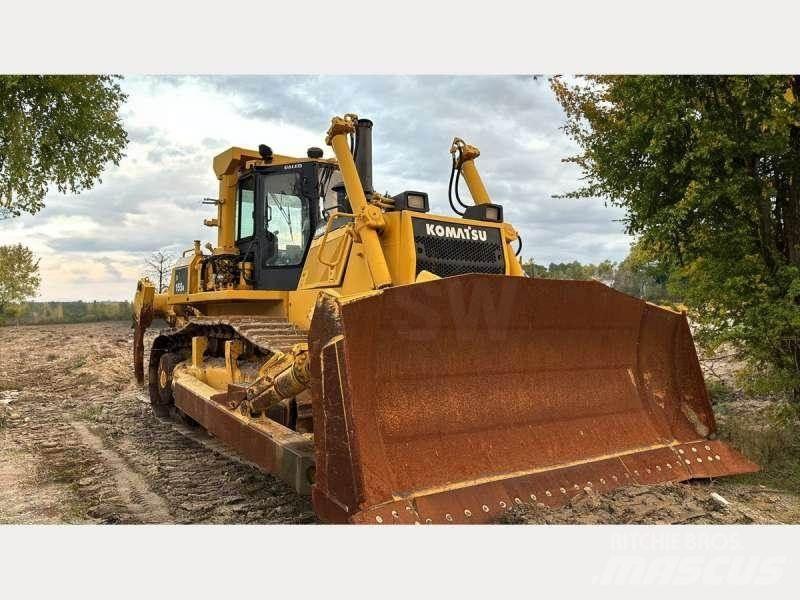 Komatsu D155AX-5 Kāpurķēžu buldozeri