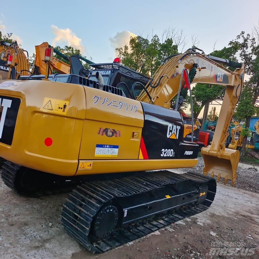 CAT 320 D Kāpurķēžu ekskavatori