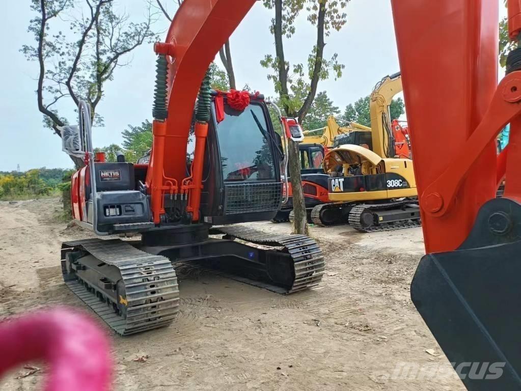 Hitachi ZX120-6 Kāpurķēžu ekskavatori