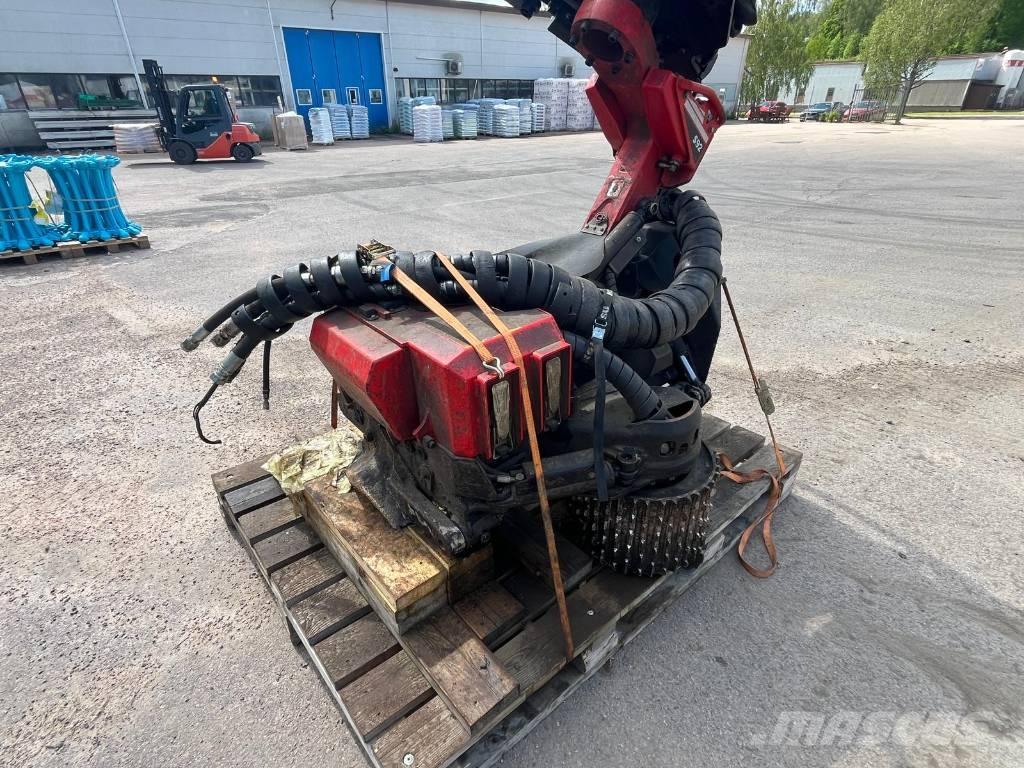 Komatsu S92 Harvester heads