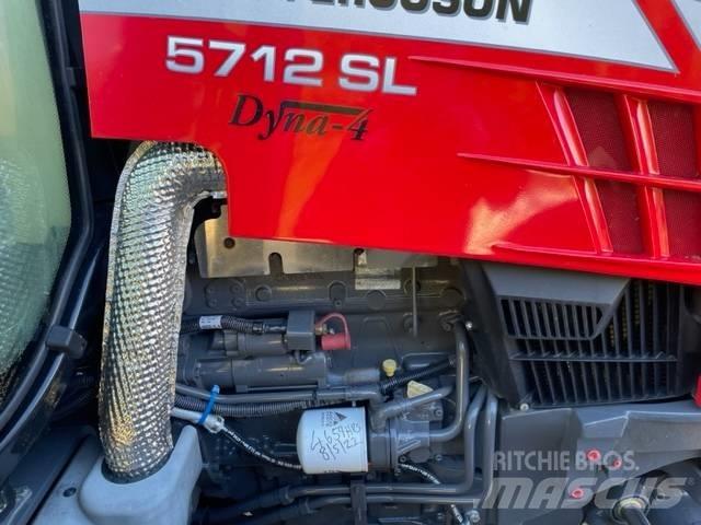 Massey Ferguson 5712 Traktori