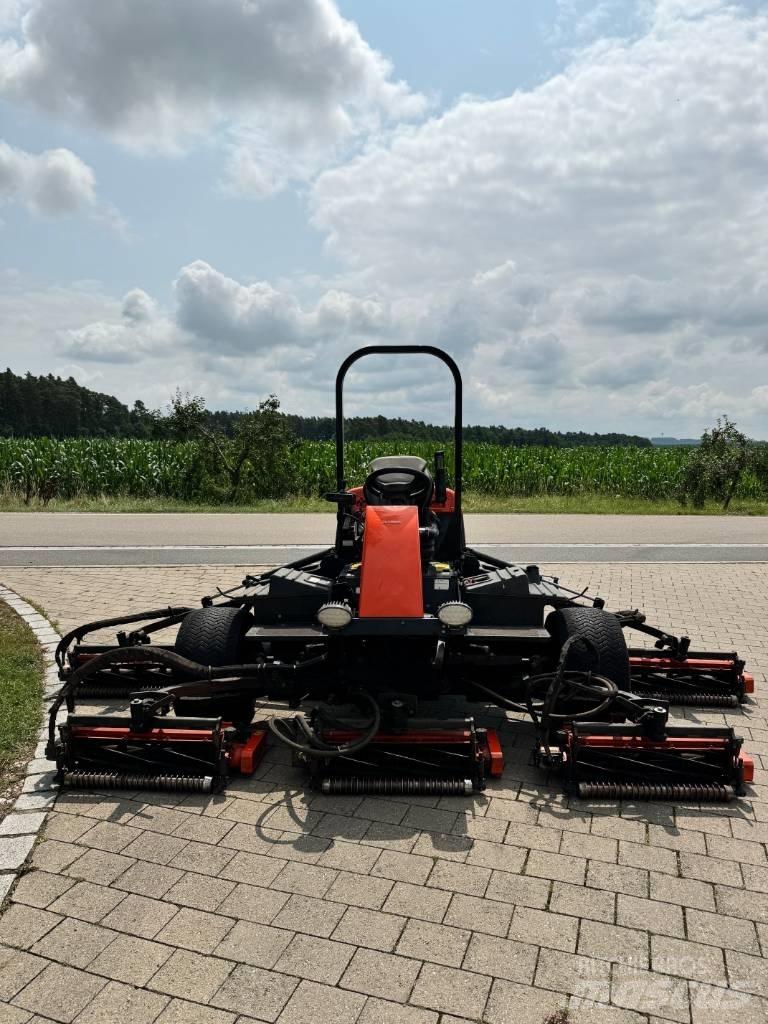 Jacobsen Fairway 405 Golfa tehnika