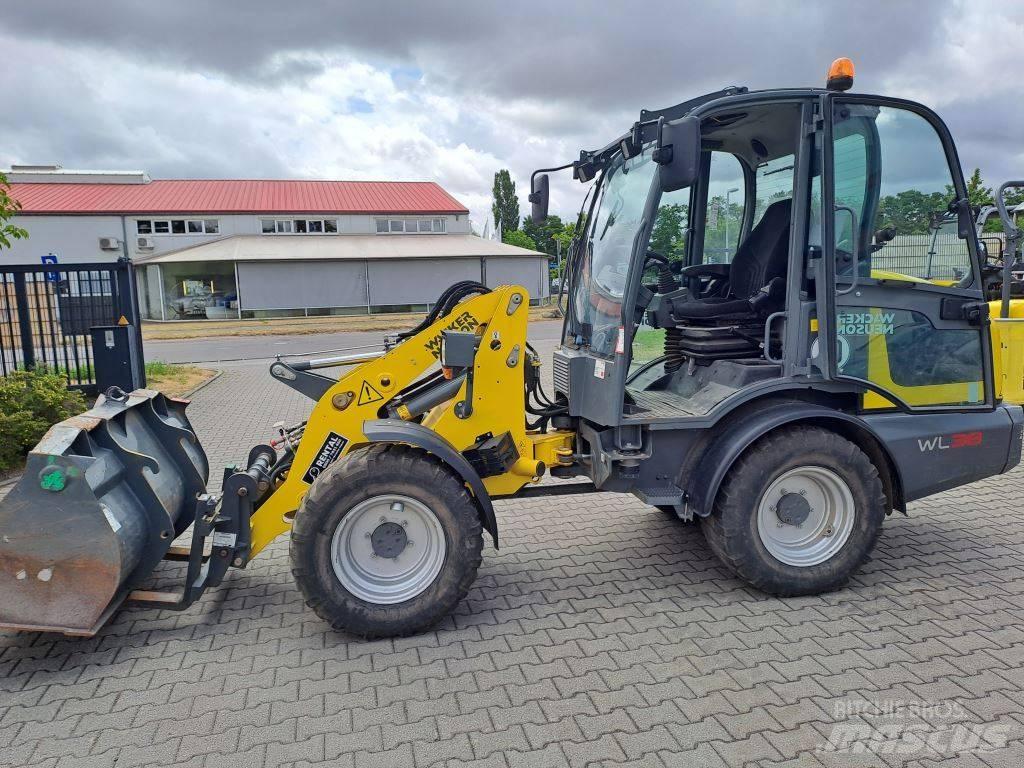 Wacker Neuson WL38 Iekrāvēji uz riteņiem