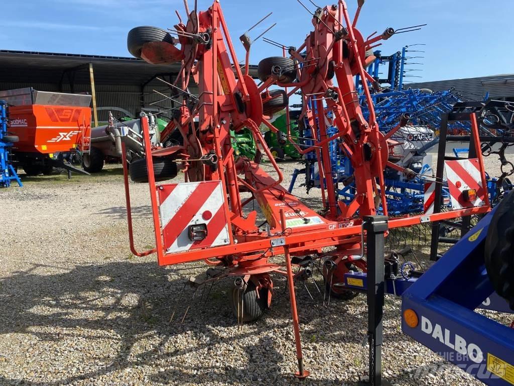 Kuhn GF8702 Grābekļi un siena ārdītāji