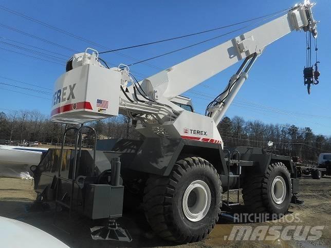 Terex RT 160 Celtņi nelīdzenām virsmām