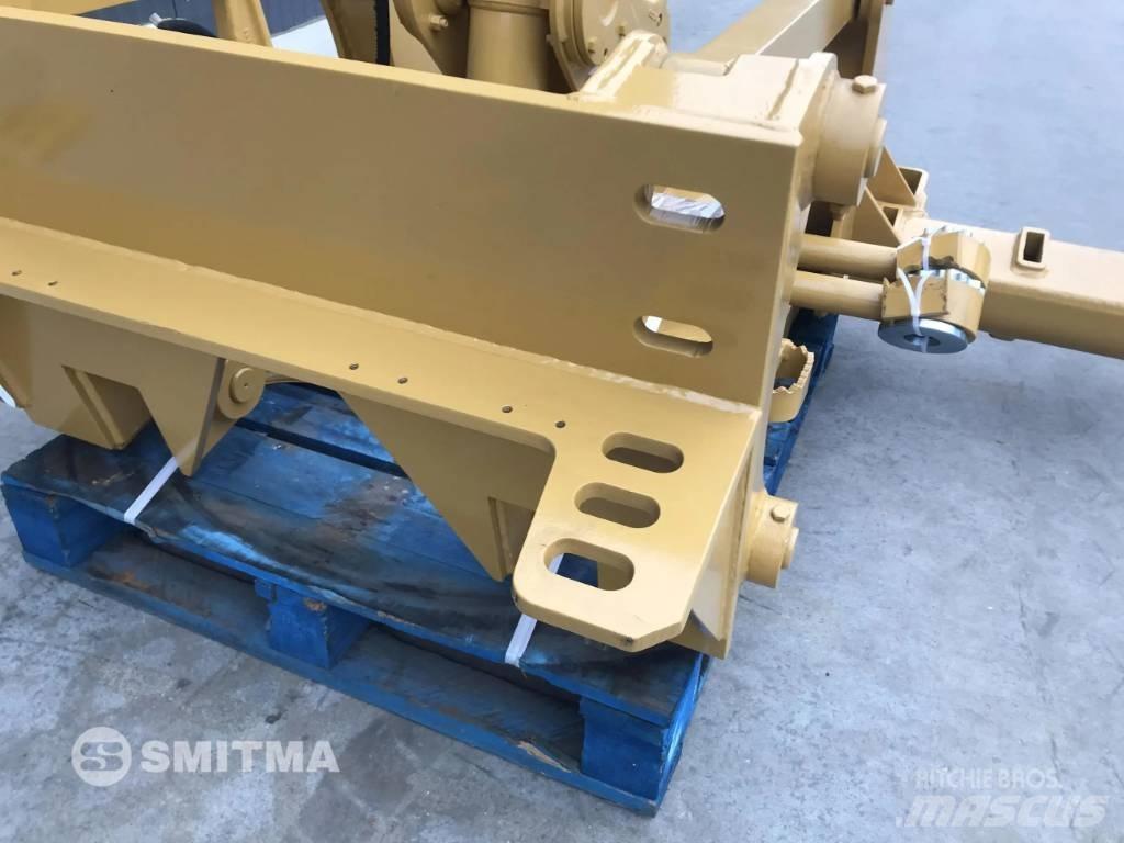 CAT 160M Skarifikatori