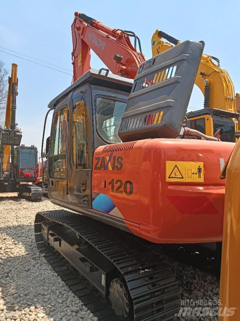 Hitachi ZX 120 Vidēja lieluma ekskavatori 7 t - 12 t