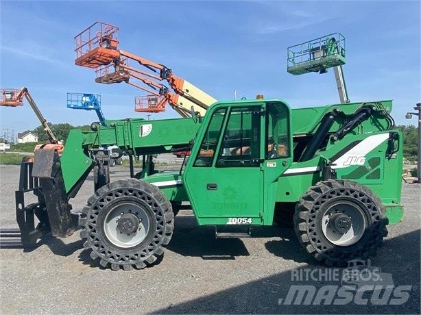 SkyTrak 10054 Teleskopiskie manipulatori