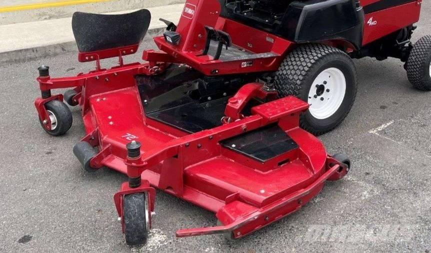 Toro 3280D Klippdäck Mauriņa traktors