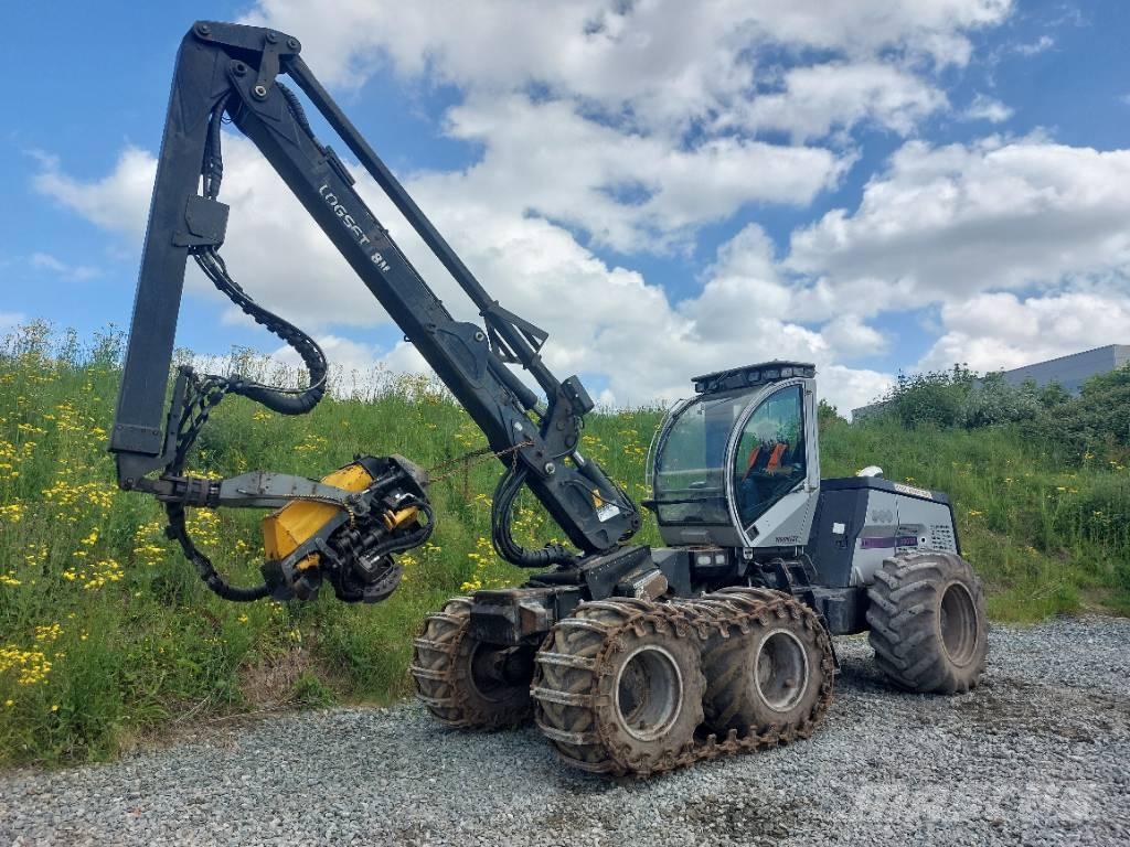 Logset 8H Harvesteri