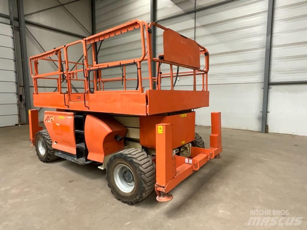 JLG 3394 RT Šķerveida pacēlāji