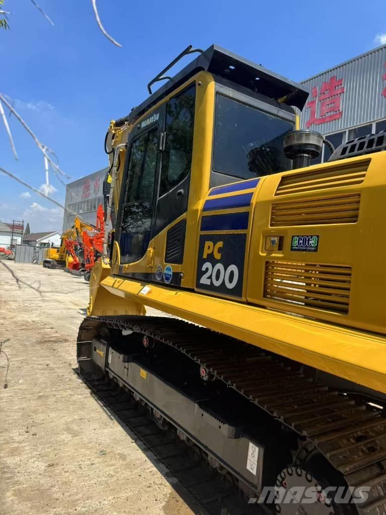 Komatsu PC 200 8N Kāpurķēžu ekskavatori