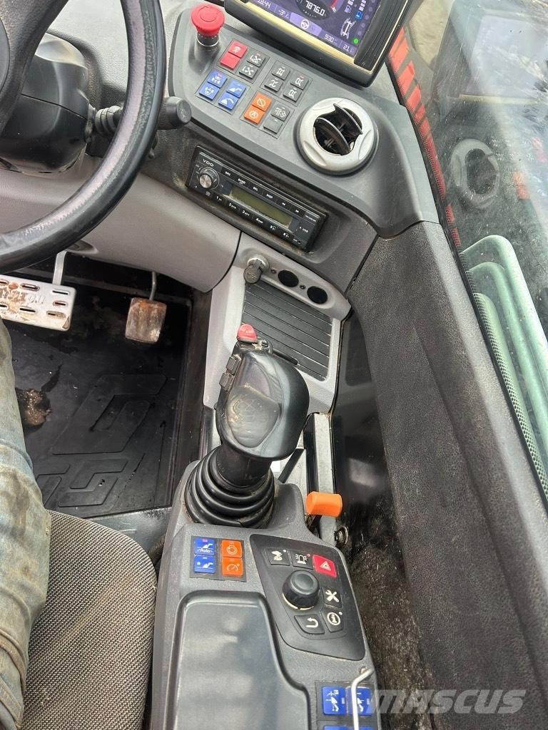Manitou MLT 635-130 Lauksaimniecības pacēlāji